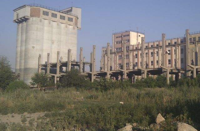 Fabrica de paine Lujerul si-ar putea inchide portile la 1 august