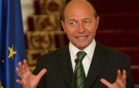 Basescu lupta impotriva referendumului cu 30% prezenta