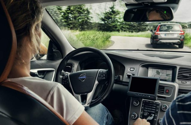 Masinile vor incepe sa ne conduca. Promite Volvo, din 2014