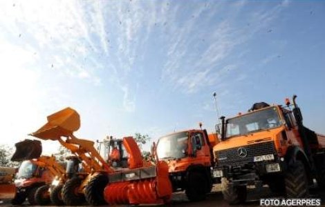 Primaria Capitalei: Utilajele de deszapezire au actionat inca de duminica seara