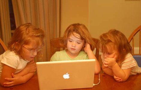  Video  Ziua Sigurantei pe Internet 2010