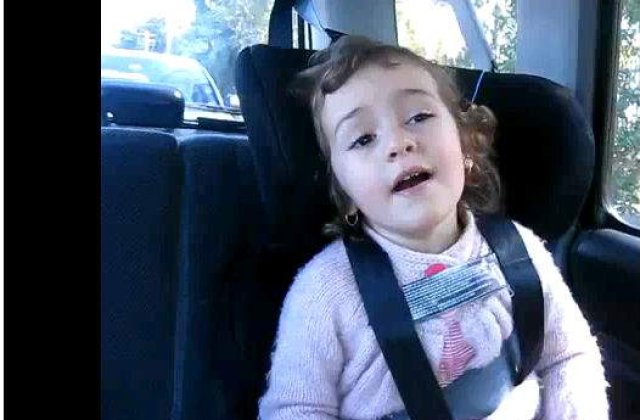 [VIDEO] O fetita de 2 ani canta &#39;Heal the World&#39; a lui Michael Jackson