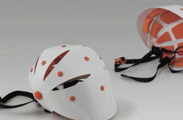 [VIDEO] Casca de bicicleta pliabila