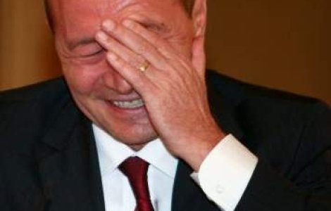 Senatoare PSD: Il suspendam pe Basescu pentru practici oculte?