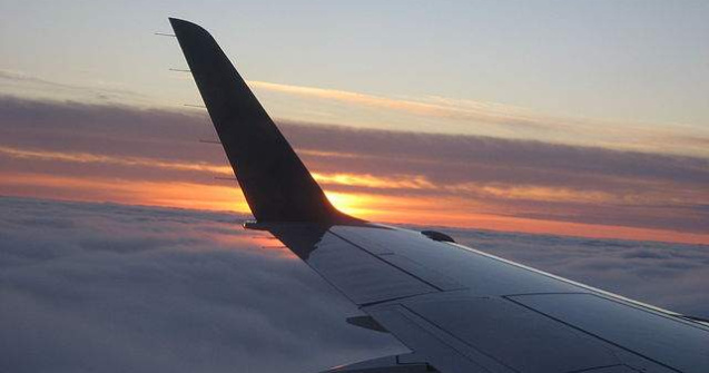  Top  Cinci sfaturi pentru a supravietui unui accident aviatic