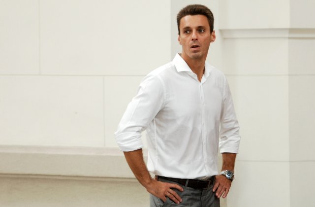 Mircea Badea, propunere pentru Iohannis: „Să se revaccineze cu AstraZeneca pentru a da un semnal”