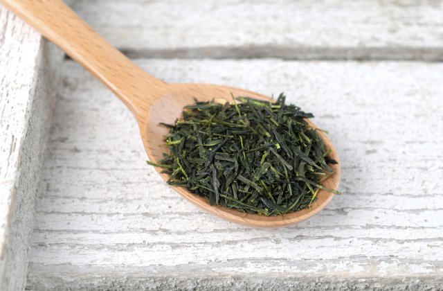 Consumul ceaiului sencha: Cum ajută acesta femeile japoneze să aibă pielea de porțelan