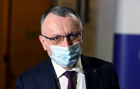 Min. Educației: „Rata de infectare în școli s-a înjumătățit”