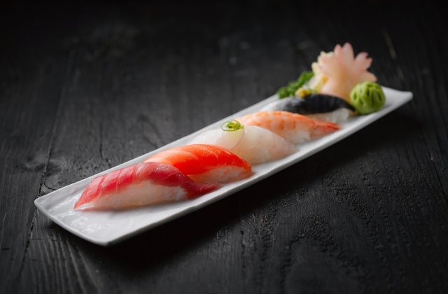 Arta preparării sushi-ului: iată secretele chefilor de pe continentul asiatic