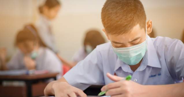 Tezele elevilor, anulate și pe semestrul al II-lea. Cum vor fi calculate mediile