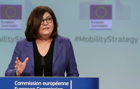 Certificatul de vaccinare nu va fi o condiție esențială pentru călătorie