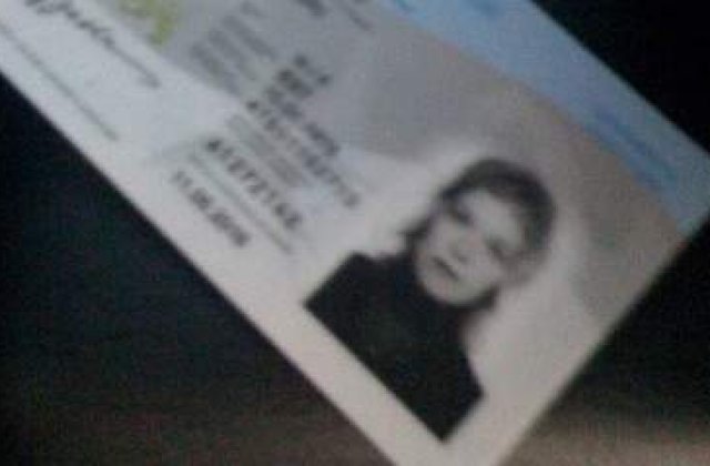 Smecherii pot lua credit cu buletinul oricui