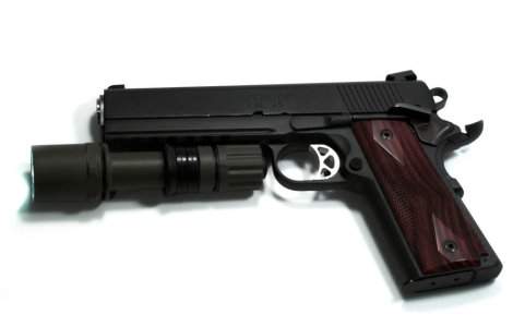 Cazul ISU Dorohoi: Doi pompieri morti si mai multe pistoale furate. Ce s-a intamplat?