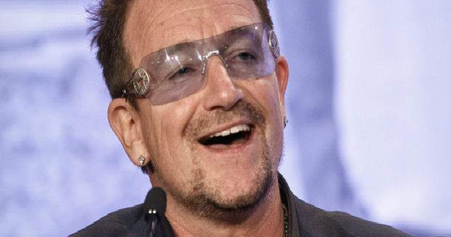 Bono a devenit Comandor al Ordinului Artelor si Literelor