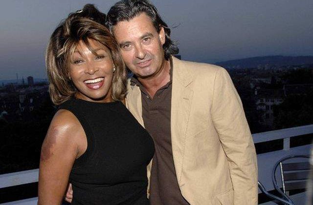 Tina Turner s-a casatorit in Elvetia
