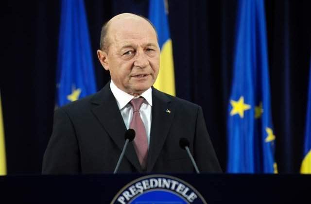 Basescu promite ca se va realiza unirea cu R. Moldova... cu o conditie