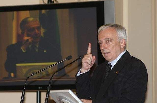 Isarescu: In Romania nu avem banci "too big to fail"