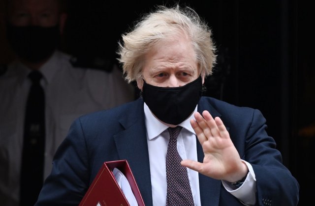 Boris Johnson se va vaccina astăzi cu serul de la AstraZeneca