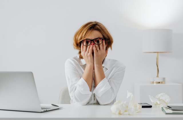 5 modalități eficiente de a opri atacurile de anxietate