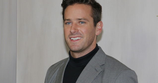 Anchetă deschisă împotriva lui Armie Hammer