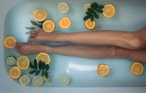  Top  Relaxare și răsfăț: 3 ingrediente potrivite pentru o baie fierbinte
