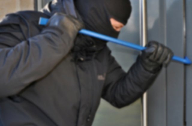 Tentativă de furt la locuința Andreei Marin. Ce i-a speriat pe indivizi