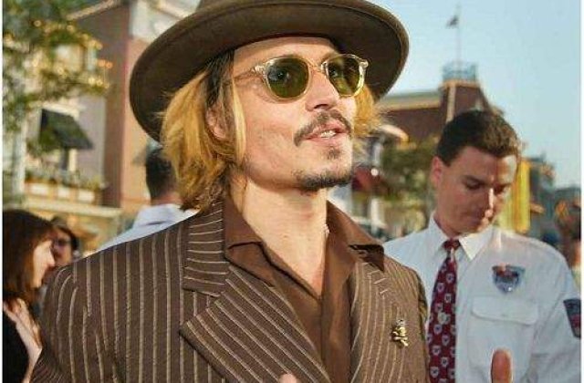 Johnny Depp, cel mai stilat barbat din lume