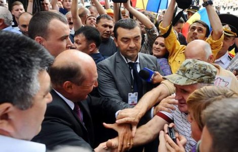 Ce spune presa din R.Moldova despre vizita lui Basescu la Chisinau