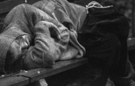 Saracia si influenta negativa a familiei, cauzele cersetoriei