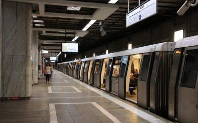 Circulația metroului,...