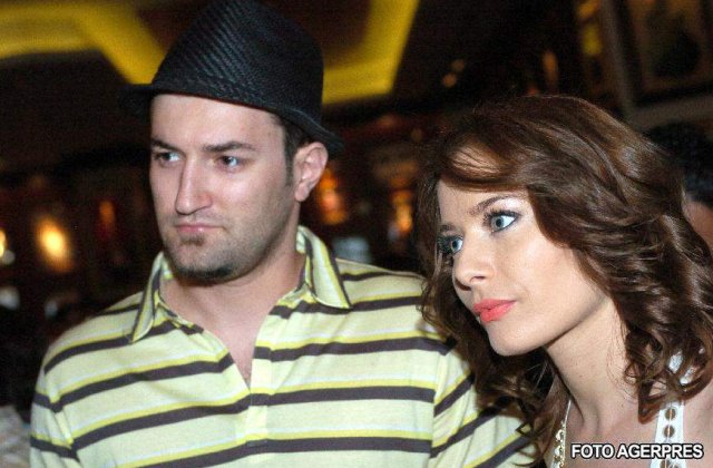 Cum spun Laura si Smiley te iubesc