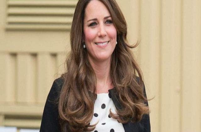 Kate Middleton a intrat in travaliu. Ducesa a fost internata la maternitatea St. Mary