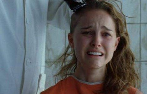  Top  Top 10 actrite care s-au ras in cap pentru un rol