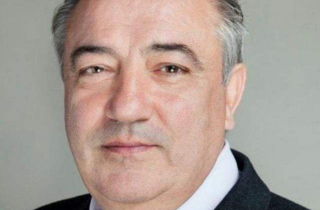 Parintii lui Serban Huidu, victimele unei agresiuni. Tatal vedetei a fost taiat pe fata