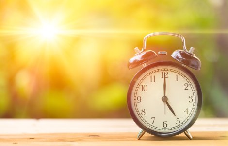 România trece duminică la ora de vară