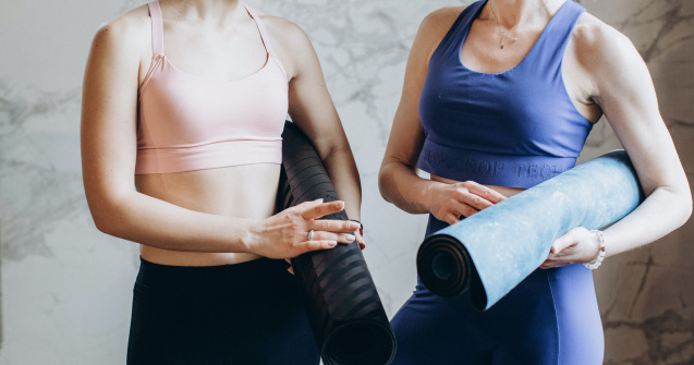 Ce se întâmplă cu corpul tău când faci yoga în fiecare zi