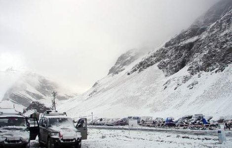 Adevarul: Topirea ghetarilor din Himalaya, o minciuna banoasa