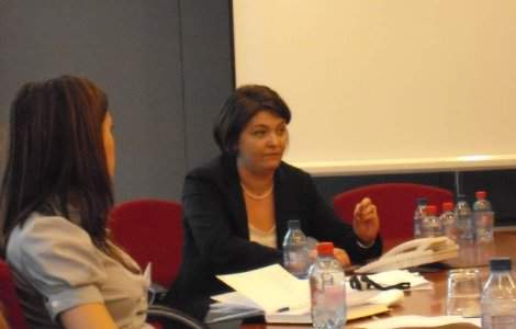 Scandal in PNL: Adina Valean face lobby in PE pentru "Rosia Montana Gold Corporation"?