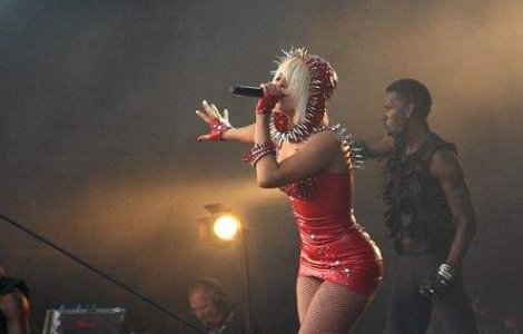  Video  Lady GaGa: "Nu sunt hermafrodita!"