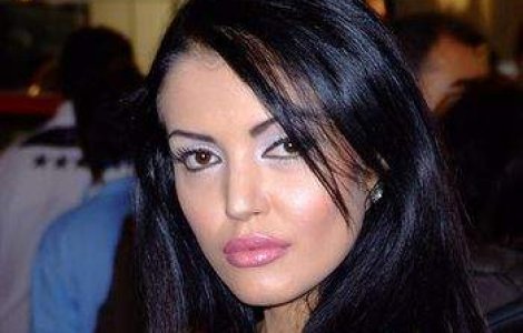 Andreea Mantea catre ziaristi: "Lasati-ma dracului in pace!"