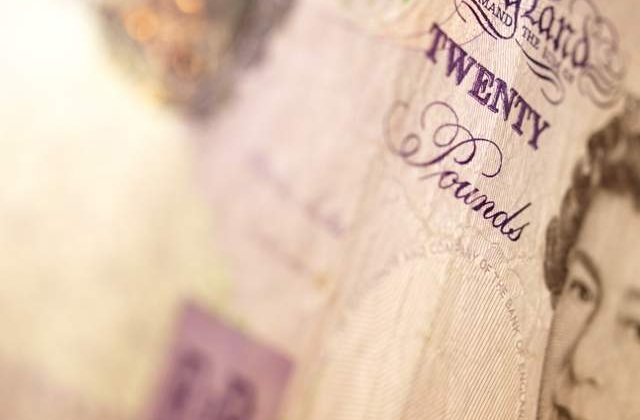 Ministrii britanici ii critica pe "talibanii capitalului" de la Banca Angliei