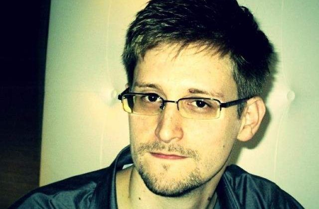 Snowden a primit documentele necesare pentru a parasi aeroportul din Moscova
