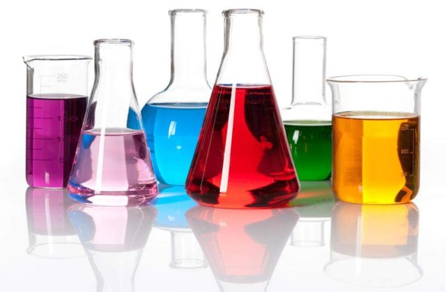 Romania a obtinut trei medalii de argint la Olimpiada Internationala de Chimie