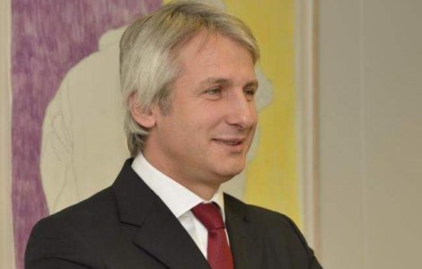 Tomac: Teodorovici trebuie demis pentru grave prejudicii aduse demnitatii Romaniei