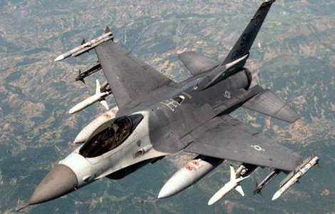 SUA suspenda livrarile de avioane F-16 catre Egipt