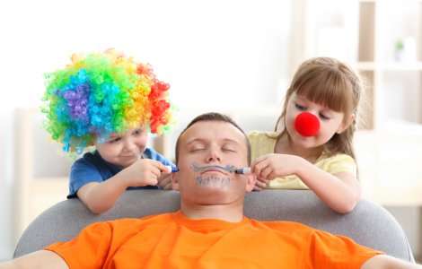 1 Aprilie - Ziua Păcălelilor. Cum a apărut și ce tradiții sunt specifice acestei zile