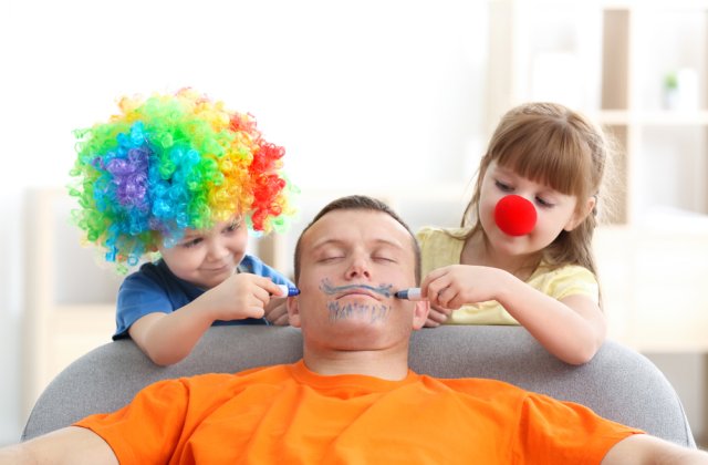 1 Aprilie - Ziua Păcălelilor. Cum a apărut și ce tradiții sunt specifice acestei zile