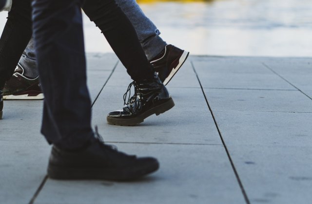 4 metode pentru a-ți menține încălțămintea imaculată