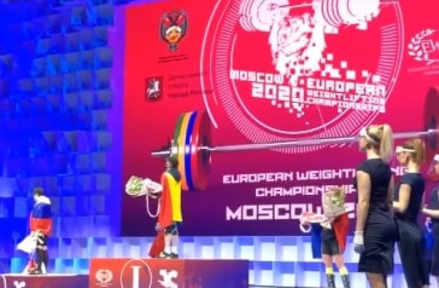 VIDEO Trei medalii de aur pentru Monica Csengeri, la Campionatele Europene de haltere de la Moscova