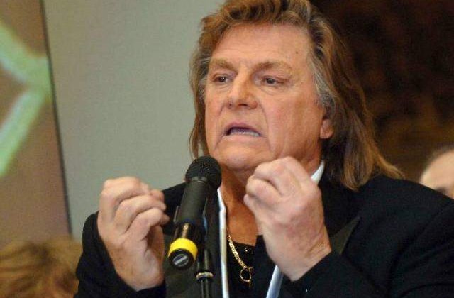 Florin Piersic, la 74 de ani: Imi doresc sa ma bucur de spectatorii mei